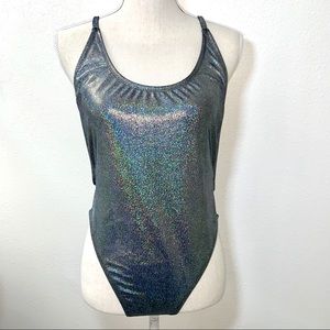 GB monokini, hologram